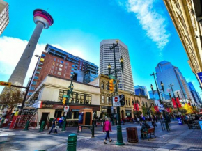 A Spacious Downtown 1-bed Suite Calgary